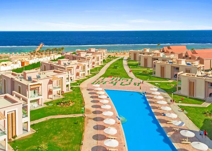 Pickalbatros Sea World Resort - Marsa Alam- "Aqua Park"
